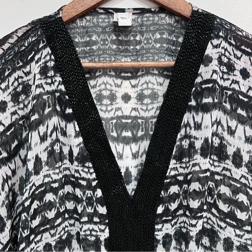 Badgley Mischka Black and White Beaded Oversized V-neck Swim Coverup Top, Small - Picture 2 of 11